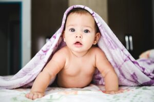 Fieber beim Baby: Wann zum Arzt?